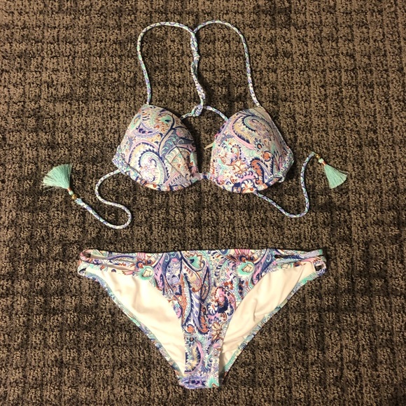 Victoria’s Secret Fabulous Paisley Hipster Bottom - Picture 2 of 8